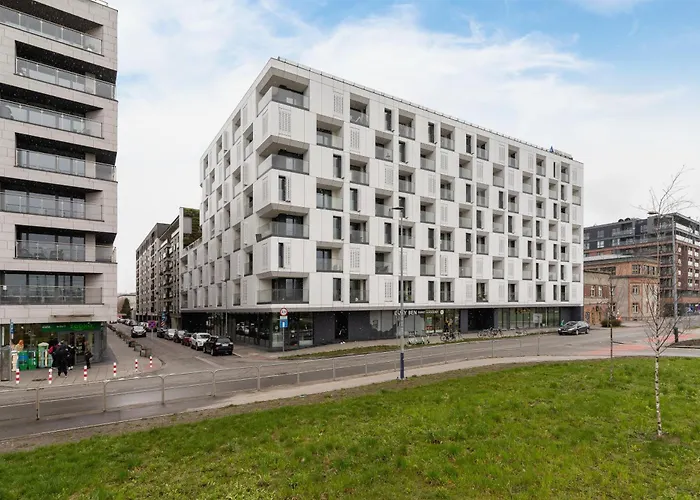 Slusarska Modern Apartment With Balcony & Parking Cracow Zablocie By Renters Prestige